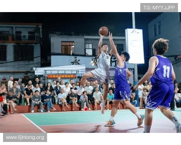 88篮球真人娱乐为篮球爱好者打造的专业互动娱乐平台体验极致的比赛乐趣