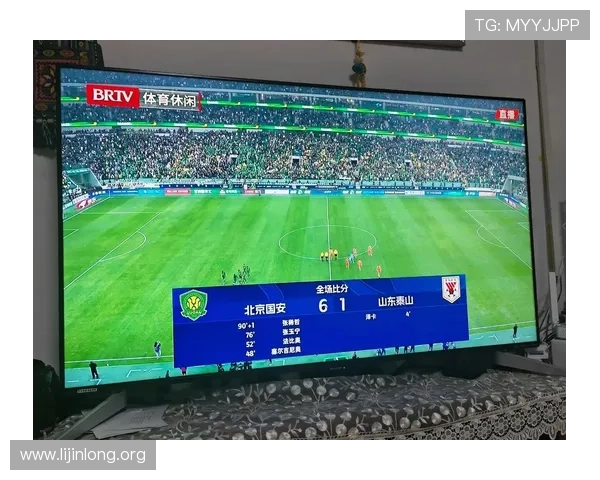 全球足球直播真人国际比赛实时同步,专业解说带你领略精彩瞬间 全球足球直播真人国际比赛实时同步,专业解说带你领略精彩瞬间